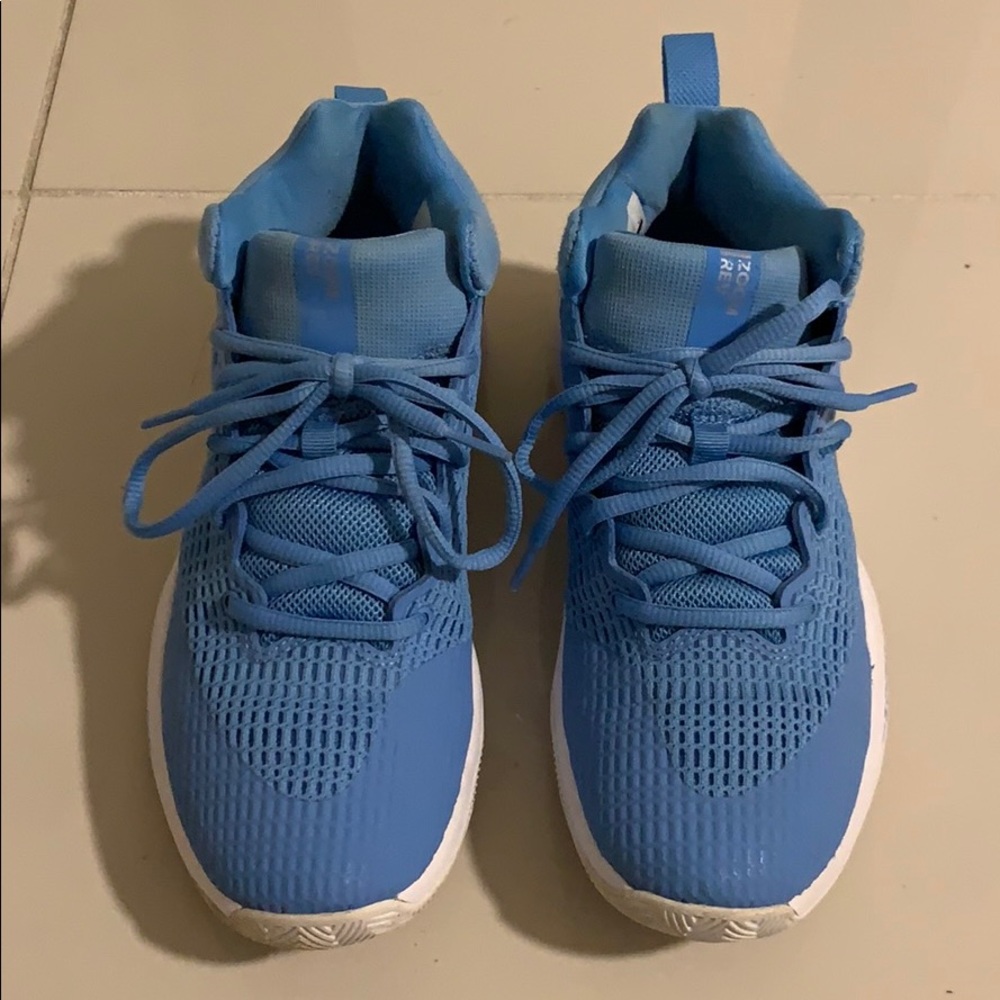 Carolina Blue Nike Zoom Sneakers